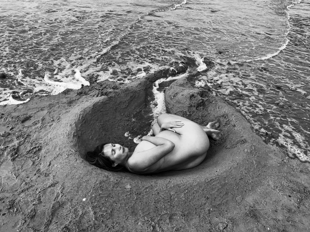 'Beach womb' photo documenting my pregnancy